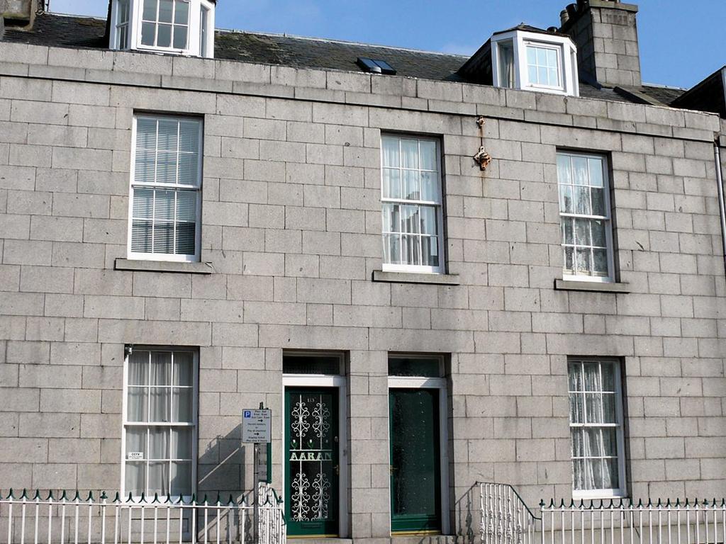 Aaran Central Guesthouse Aberdeen Exterior photo